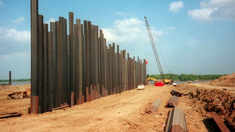 SHEET PILE WALLS