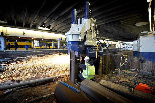 Sheet Piling Construction