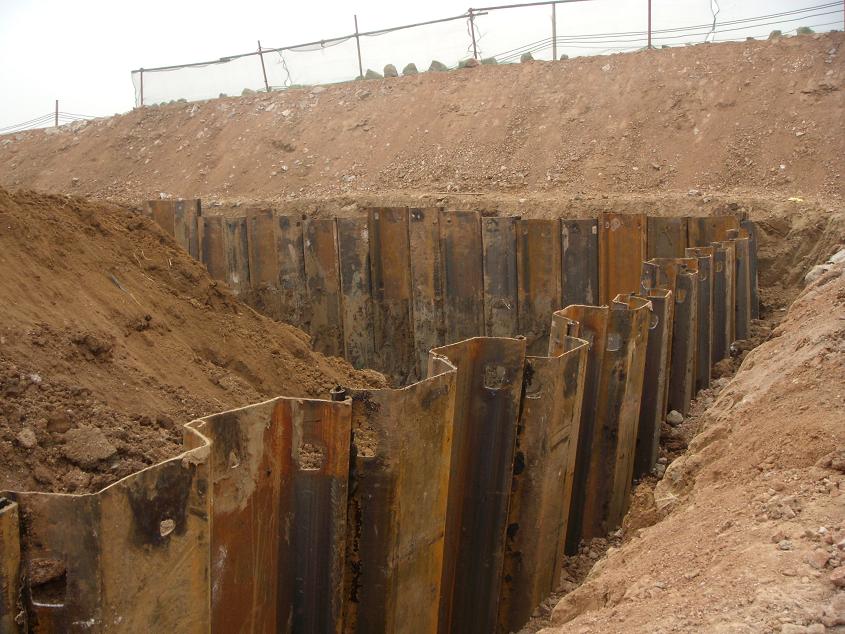 Sheet piles retains soil with interlocking edges