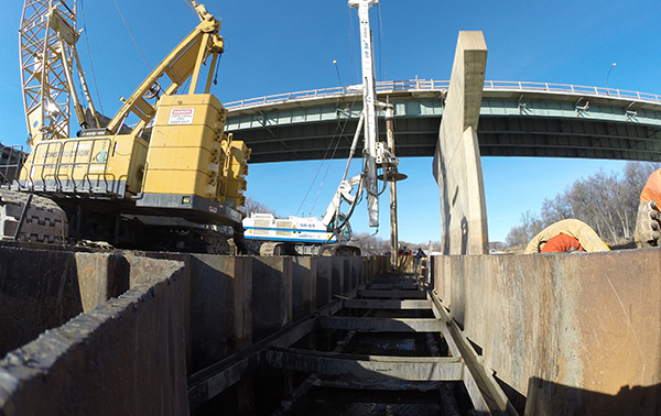 Sheet pile chains