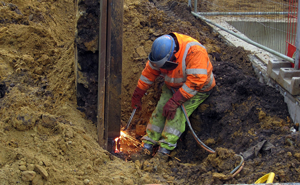 Sheet Pile driving and extraction