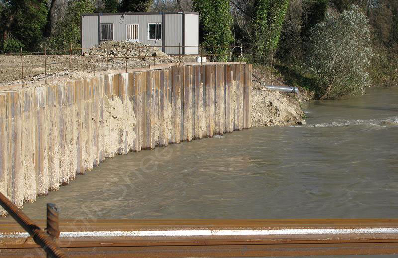 Failure Of Sheet Pile Retaining Wall When Struts Were Removed